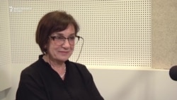 Vida Petrović Škero: Zid samoodbrane Kojine 'kafe družine'