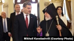მიხეილ ყაველაშვილი ერევანში ვიზიტისას შეხვდა პატრიარქ გარეგინ მეორეს, რომელიც ფაშინიანის მთავრობასთან დაპირისპირებულია.