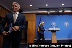 Palatul Victoria, 22 iulie 2025, Dragoș Anastasiu și PM Ilie Bolojan, conferință de presă pe tema reformei companiilor de stat.