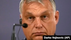 Според унгарското правителство премиерът Виктор Орбан не е намеквал, че страната може да напусне ЕС