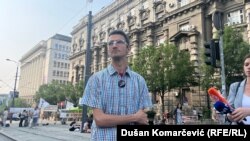 Dražen Drašković u obraćanju medijima ispred Vlade Srbije, 11. jun 2025.