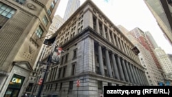 Сградата на Уолстрийт в Ню Йорк, в която братът на Назарбаев Болат има два апартамента