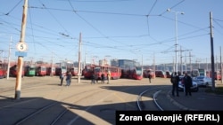 Parkirani tramvaji u depou Gradskog saobraćajnog preduzeća u Beogradu, 21. mart 2025.