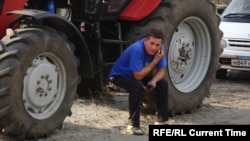Участник "тракторного марша" кубанских фермеров