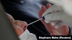 За минулу добу шпиталізували 981 людину, 1546 – одужали, помер 61 пацієнт