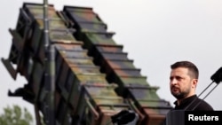 Владимир Зеленский. Акс аз моҳи июли 2025