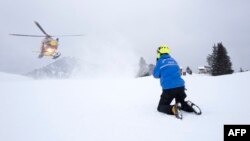 Учение за планинско спасяване във Франция