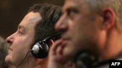 Ivica Dačić i Hašim Tači