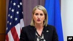 Елизабет Ален, потсекретарка за јавна дипломатија и односи со јавноста на Стејт депратментот