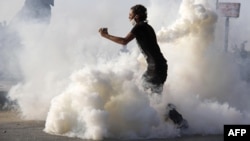 Єгипетянин протестує проти фільму знятого в США, Каїр, 14 вересня 2012 року