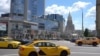 Exodul în masă al migranților produce schimbări pe piața taximetriei din Rusia