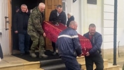 Похоронная индустрия России процветает, а вторжению в Украину не видно конца