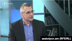 ანალიტიკოსი რიჩარდ გირაგოსიანი, „რეგიონული კვლევის ცენტრის“ დირექტორი.