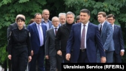 Церемония принятия присяги в Мариуполе