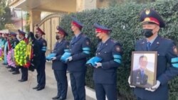 В Алматы похоронили убитых в стрельбе при попытке выселения