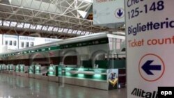 Leonardo da Vinci aerodrom u Fiumicinu, kod Rima - arhivski snimak 