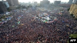 Плоштадот Тахрир во Каиро - подржувачите на Морси