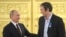 Александр Овечкин с Владимиром Путиным в Москве на церемонии награждения хоккеистов после чемпионата мира 2014 года, выигранного сборной России