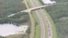 Gužva u sobraćaju na autoputevima Floride dok se stanovnici evakuišu uoči dolaska uragana Milton na Floridu, u blizini Tampe, Florida, SAD, 7. oktobra 2024.