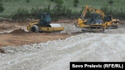 Radovi na autoputu Bar - Boljare, maj 2015