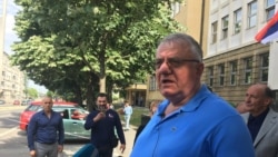 Jeličićeve pristalice ga dočekale ovacijama: Vojislav Šešelj