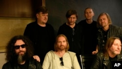 Cunoscuta trupă rock Bi-2 nu mai poate reveni în Rusia.