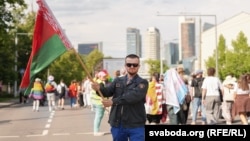 Блогер Андрэй Павук на прайдзе ў Вільні. 7 чэрвеня 2025 