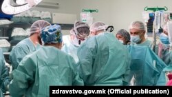 Operativni zahvat na klinici u Skoplju, arhivska fotografija iz 2021. godine