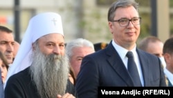 Porfirije (levo) i Vučić na proslavi Dana srpskog jedinstva, slobode i nacionalne zastave u Beogradu, septembar 2021.