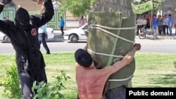 Чоловіка в Ірані карають биттям за вживання алкоголю, ілюстративне фото