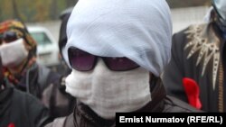 Матери, чьих детей заразили ВИЧ, 2011 г.