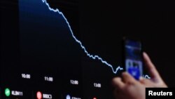 Curba bursei din Sao Paulo, în Brazilia, pe 4 aprilie, după tarifele vamale introduse țărilor lumii de președintele american, Donald Trump 