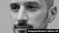 Fotojurnalistul francez Antoni Lallican avea 37 de ani.