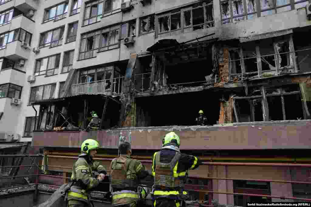 21 iulie 2025, Kiev - o altă dronă Shahed a lovit acest bloc de locuințe din districtul central Șevcenkivski.