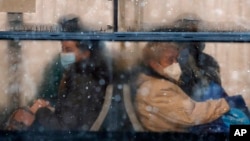 Epidemiolog Predrag Kon izjavio je posle sednice Kriznog štaba da se situacija u Srbiji još uvek se tretira kao nepovoljna 