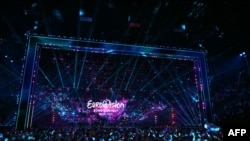Fotografi nga gjysmëfinalja e parë e Eurovizionit, në arenën St. Jakobshalle në Bazel të Zvicrës, më 13 maj 2025.