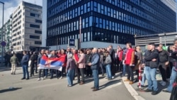 Vulinov Pokret socijalista blokirao zgradu televizije N1