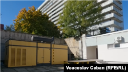 În ultimii trei ani, spitalele din R. Moldova au primit cel puțin un generator electric, ajungând până la 5-7 pentru instituțiile republicane. În imagine: unul dintre generatoarele electrice de la Spitalul Republican.