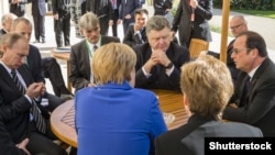 Нормандська четвірка під час зустрічі в Парижі 2 жовтня 2015 року (©Shutterstock)