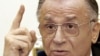 Ion Iliescu (1930-2025) într-o imagine din 2004.