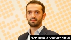 Blendi Hasaj, drejtor ekzekutiv në Institutin për Hulumtime të Avancuara, GAP, në Prishtinë.