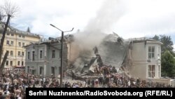 Godinu dana nakon napada na dječju bolnicu u Kijevu, obnova još uvijek traje