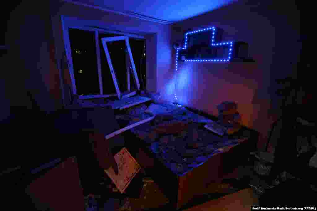 Повреждения в общежитии одного из киевских вузов в результате российской атаки