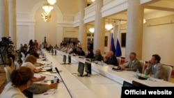 Одно из заседаний Совета при президенте РФ по развитию гражданского общества и правам человека