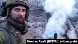 Sergentul Oleksandr Dușakov, de profesie balerin, s-a înrolat în armata ucraineană și luptă împotriva invaziei rusești. 