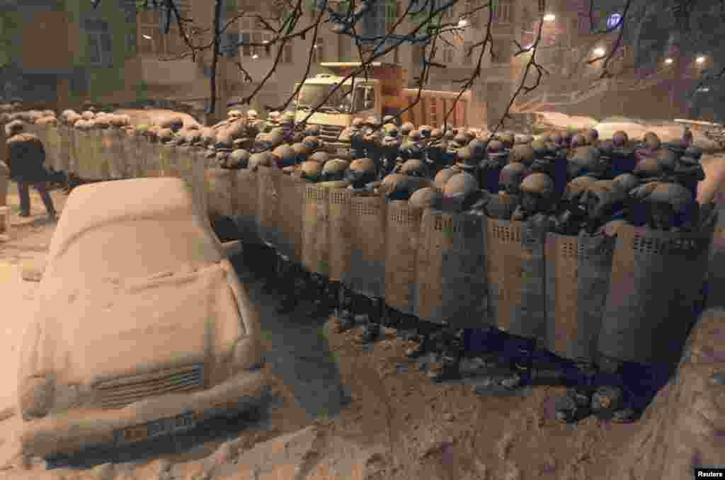 Kijev, 9. decembar 2013. Foto: REUTERS / Valentyn Ogirenko 