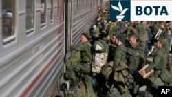 Kremlini është përpjekur të shmangë thirrjen masive të burrave për luftë në Ukrainë. Urdhri për mobilizim të pjesshëm në shtator të vitit 2022 është pritur keq nga shumica e popullsisë.