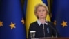 Predsednica Evropske komisije Ursula von der Leyen na konferenciji za novinare tokom posete Kijevu, 8. april 2022.