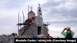 Nelegalno podignuta crkva na planini Rumija koju nadležni nisu uspjeli da uklone. Fotografija od 23. oktobra 2018. 
