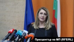 Десислава Ахладова